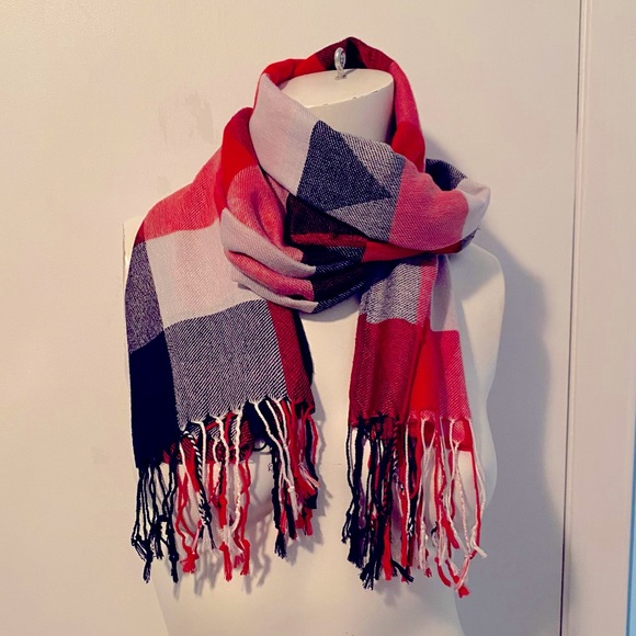 Red / Gray - Picture 2 of 4